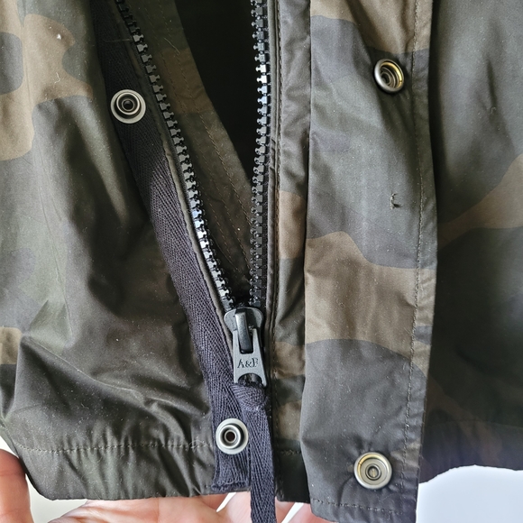 Abercrombie & Fitch Green Camo Hooded Jacket Lightweight Water Resistant Large - Picture 13 of 16